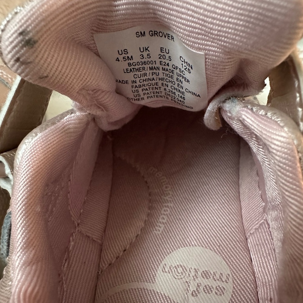Stride Rite SM size 4.5 Grover sneakers in champagne - Picture 11 of 11